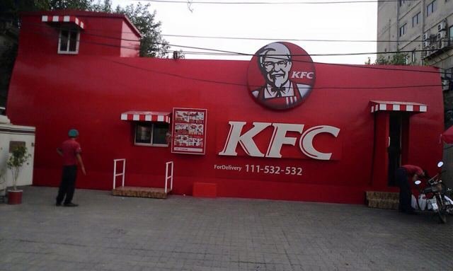 Container outlet concept project by Premium Publicity & Activation