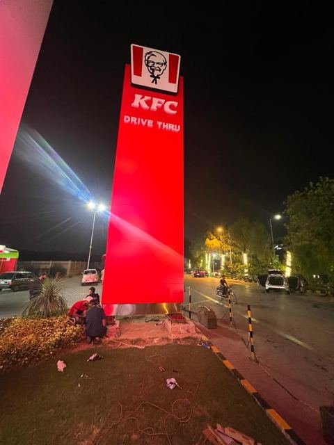 Pylon sign project by Premium Publicity & Activation